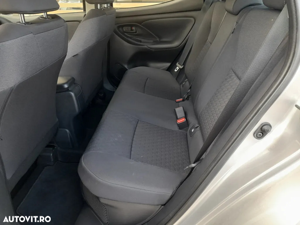 Toyota Yaris 1.5 HEV 116 CP Dynamic - 15