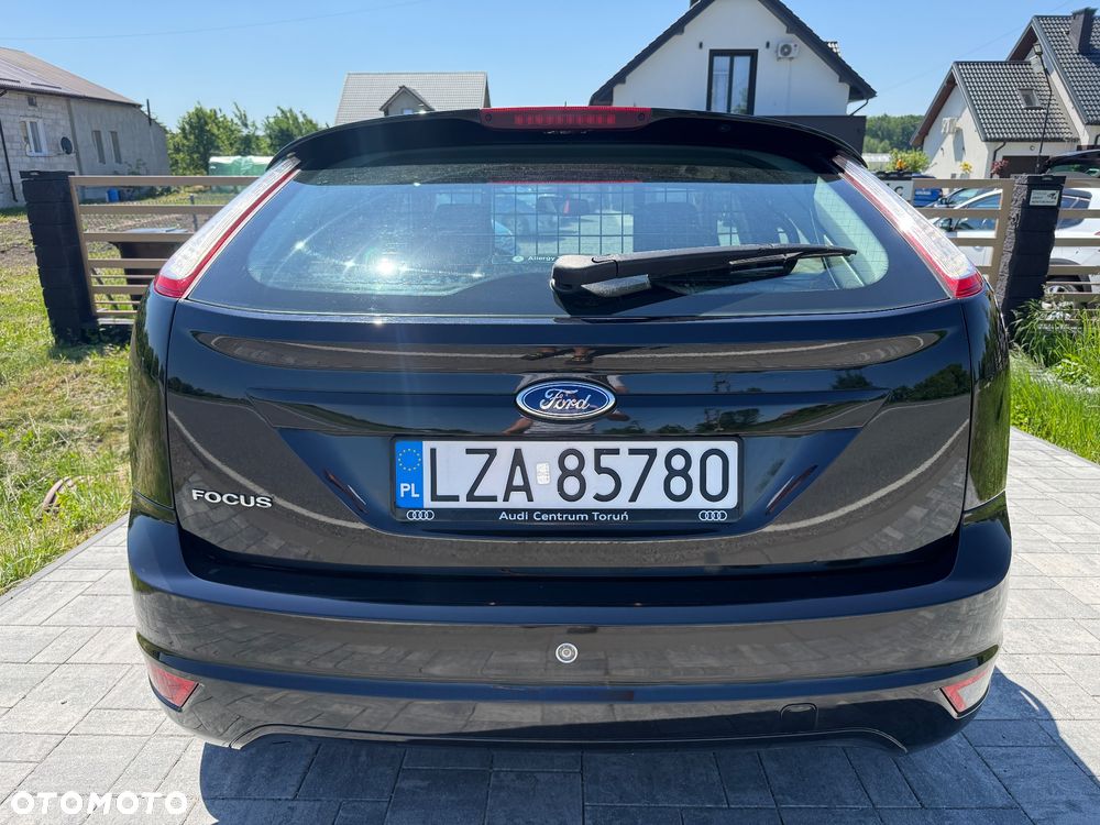 Ford Focus 1.6 16V Ghia - 6