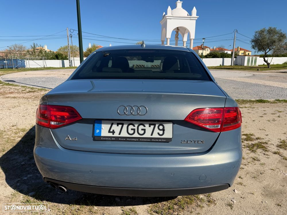 Audi A4 2.0 TDI exclusive Multitronic - 7