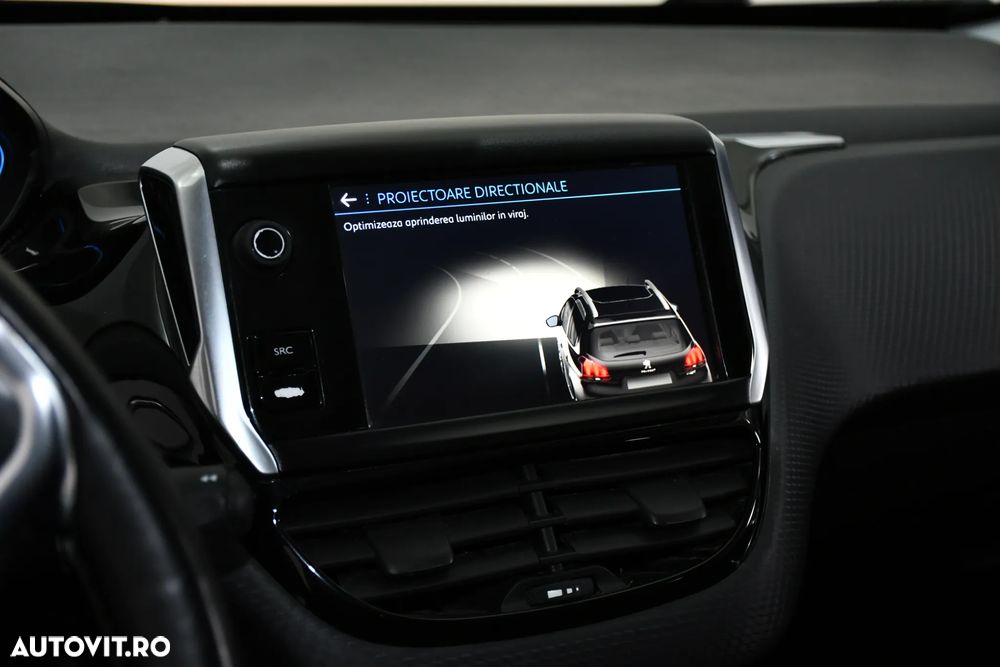 Peugeot 2008 PureTech 110 Stop&Start EAT6 Crossway - 26