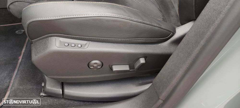 DS DS7 E-Tense Performance Line+ EAT8 - 10