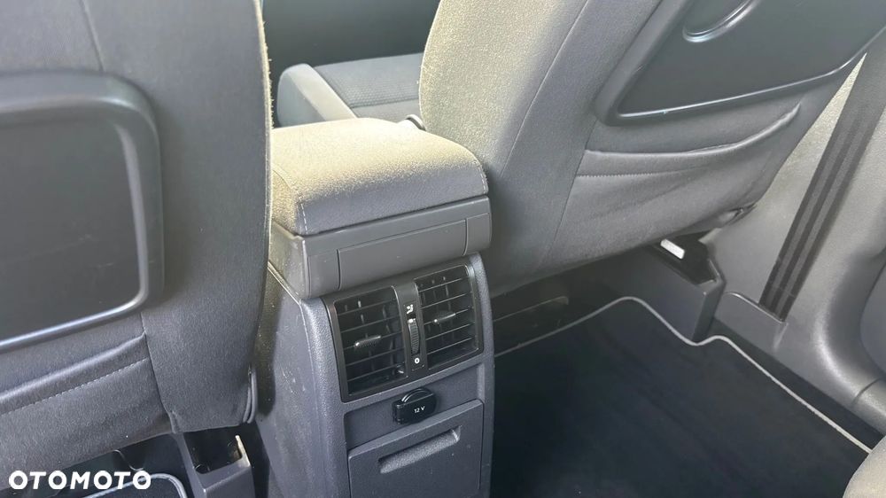 Volkswagen Touran 1.4 TSI Freestyle - 27