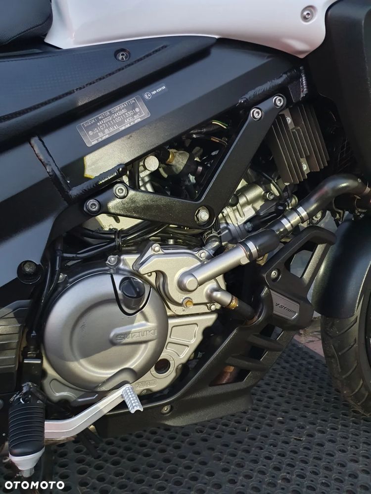 Suzuki DL - 20