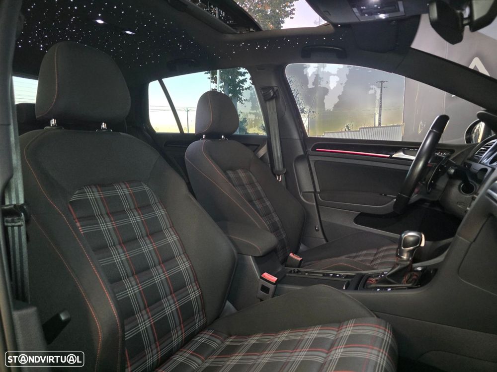VW Golf 2.0 TSi GTi DSG - 8