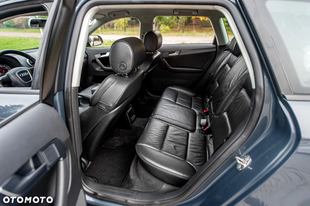 Audi A3 Sportback 1.6 Ambiente - 23