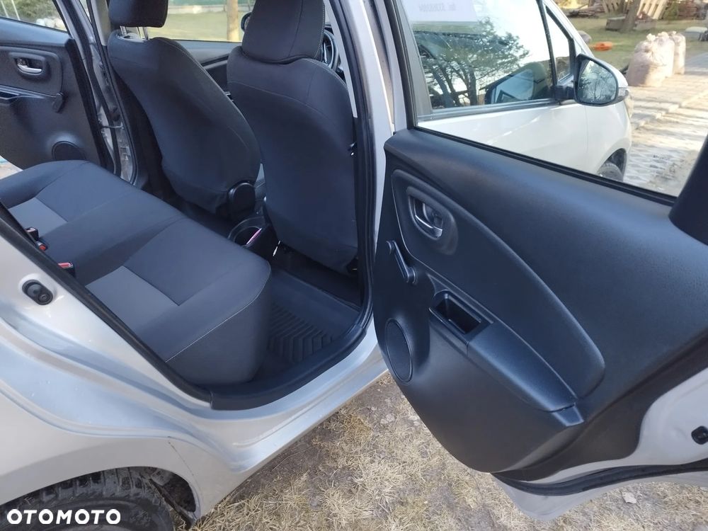 Toyota Yaris 1.5 Active - 6