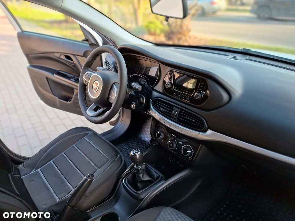 Fiat Tipo 1.4 16V EU6d - 17