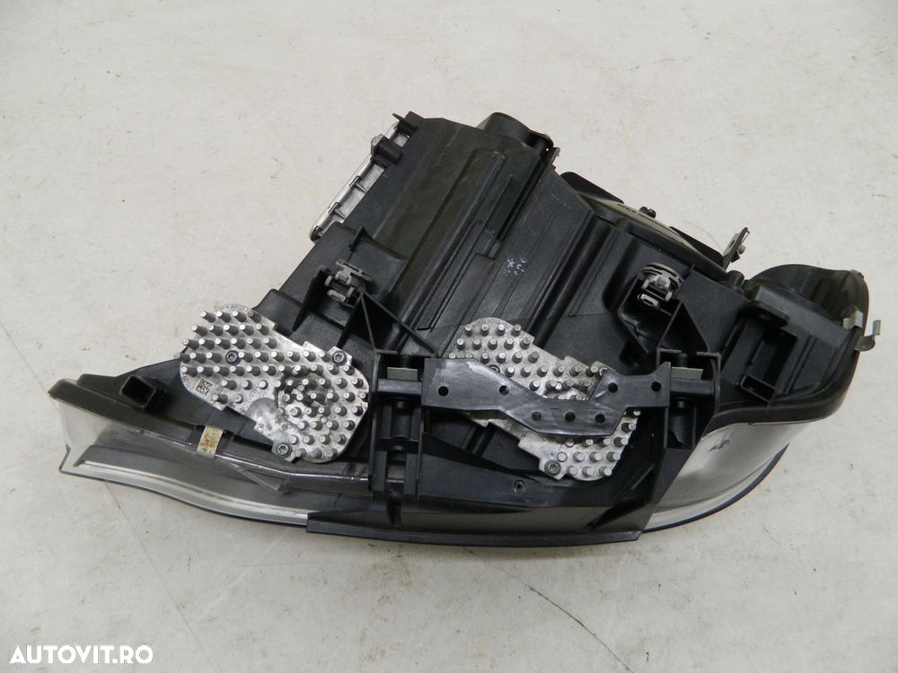 Far dreapta BMW Seria 4 F32/F33/F36 Bi-xenon 2013, 2014, 2015, 2016 cod origine A87410792-01 - 6