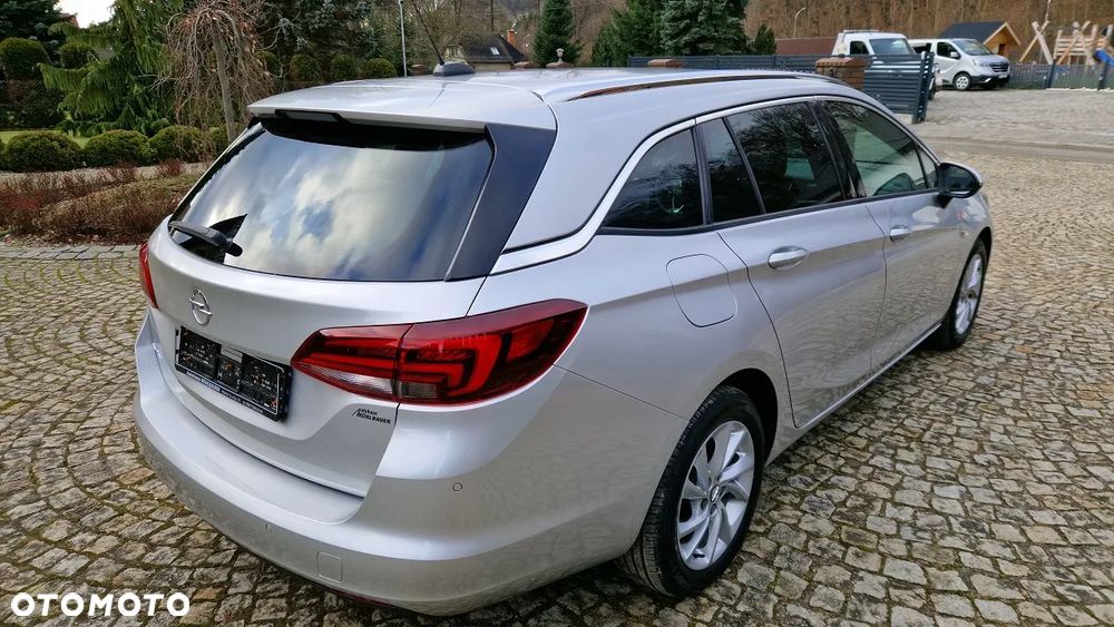 Opel Astra 1.6 BiTurbo D Start/Stop Innovation - 4