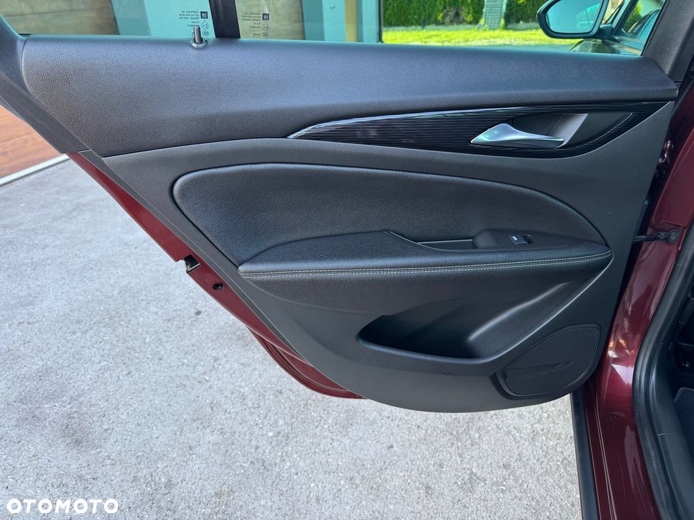 Opel Insignia 2.0 BiTurbo 4x4 Innovation - 21