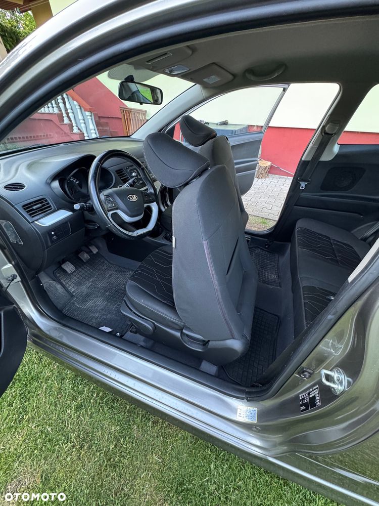 Kia Picanto - 11