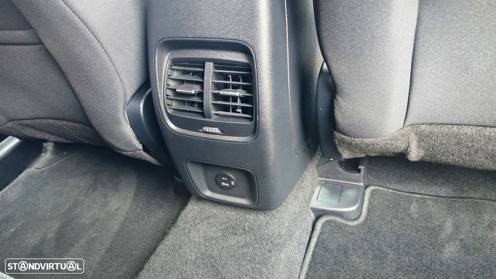 Ford Kuga 2.5 PHEV Titanium - 15