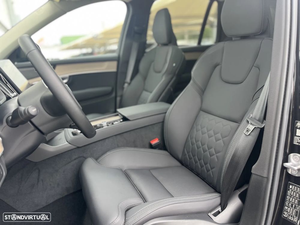 Volvo XC 90 2.0 T8 PHEV Plus Dark AWD - 17