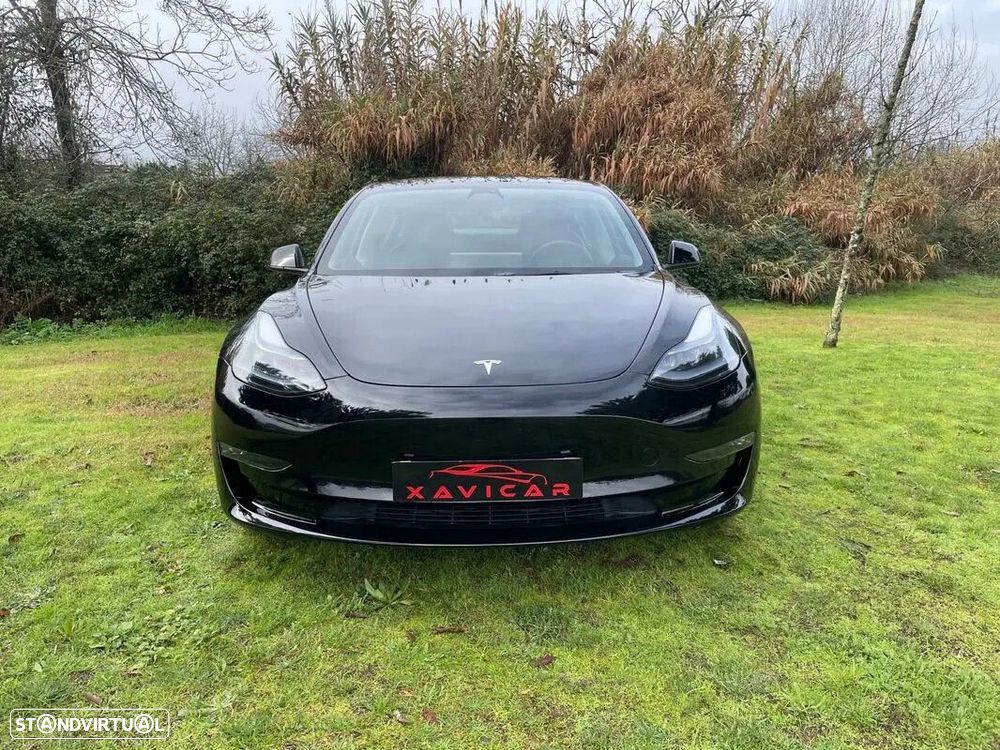 Tesla Model 3 - 3