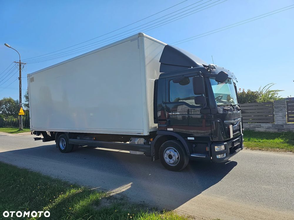 MAN TGL 12 250 z 2020r kontener automat 18 pal winda załadowcza Euro6 - 1