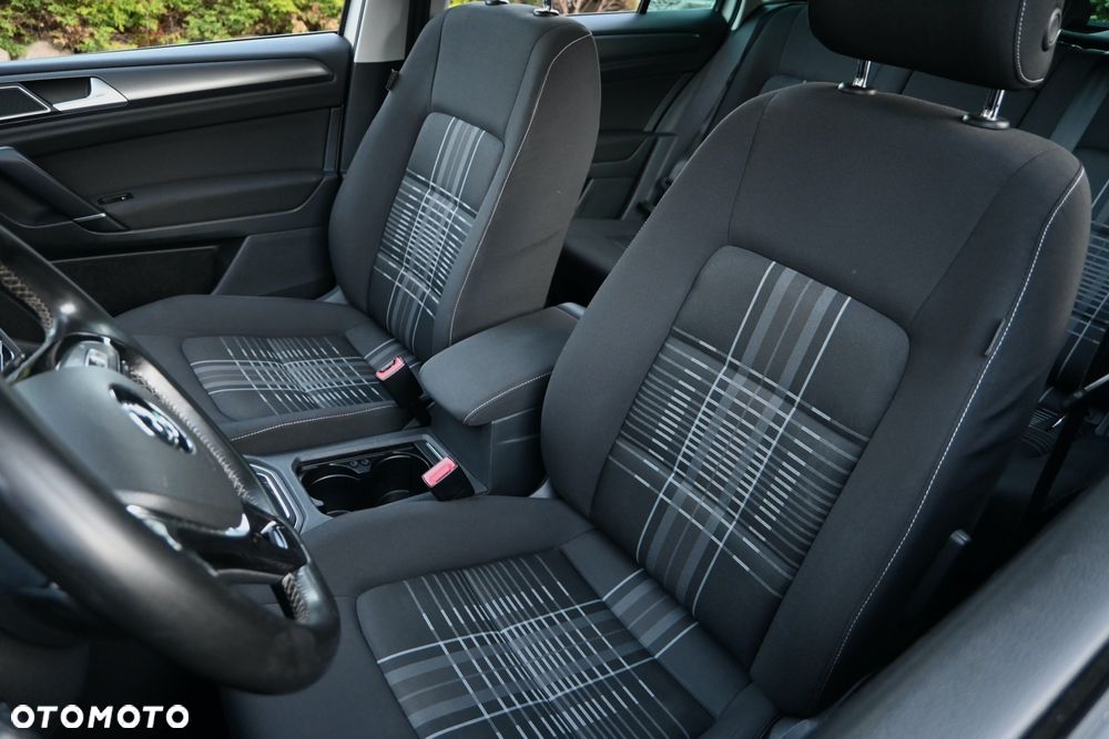 Volkswagen Golf Sportsvan 2.0 TDI BlueMotion Technology DSG Lounge - 26