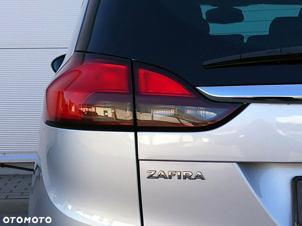 Opel Zafira - 11