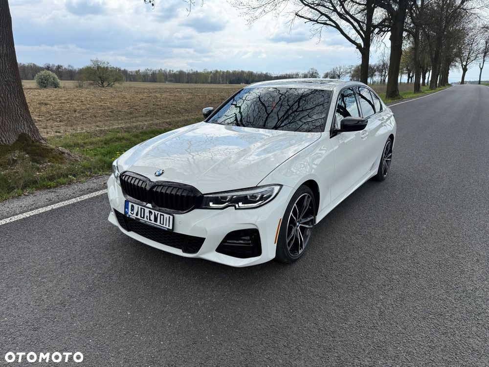 BMW Seria 3 330i xDrive M Sport - 22