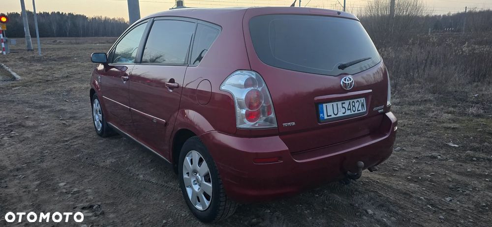 Toyota Corolla Verso 2.0 D-4D Sol - 4