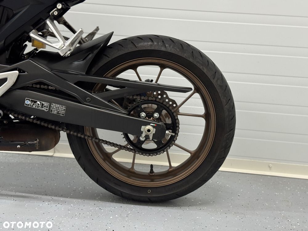 Honda CB - 15