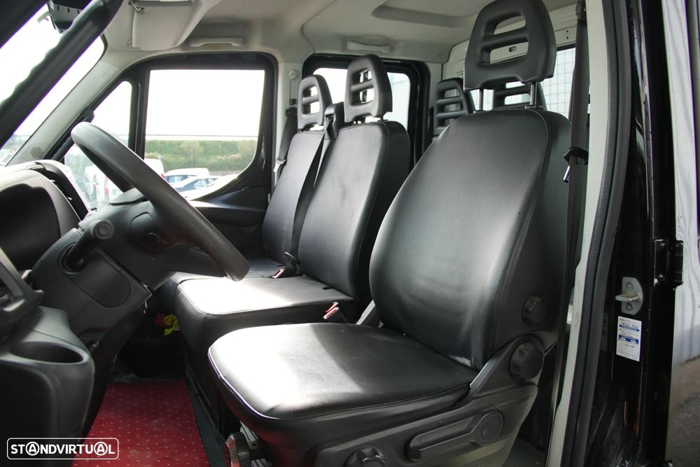 Iveco Daily Automática 7Lugares 2.3td HI-Matic 160cv 35-160 - 7