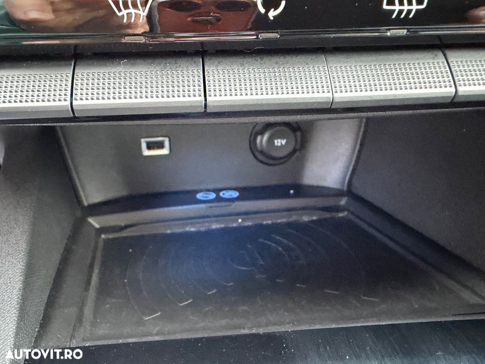 Peugeot 5008 BlueHDI 130 EAT8 GT - 24