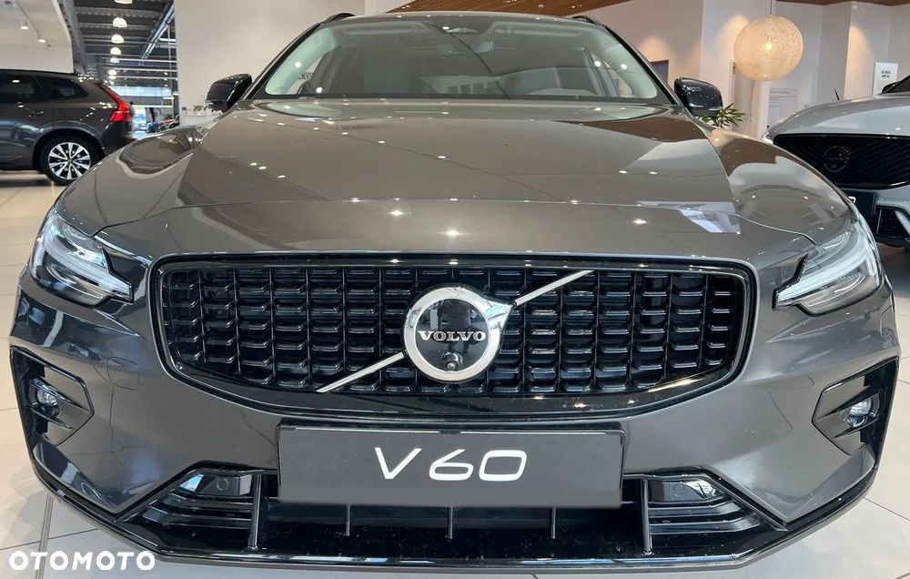 Volvo V60 B4 B DKG Ultimate Dark - 9