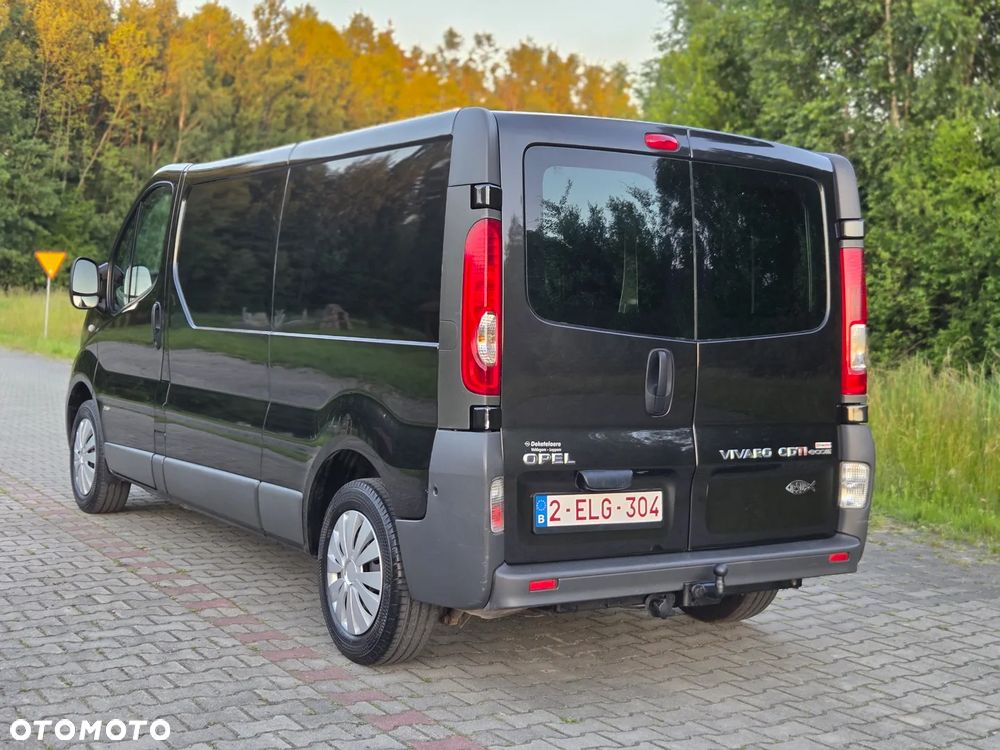 Opel Vivaro - 8