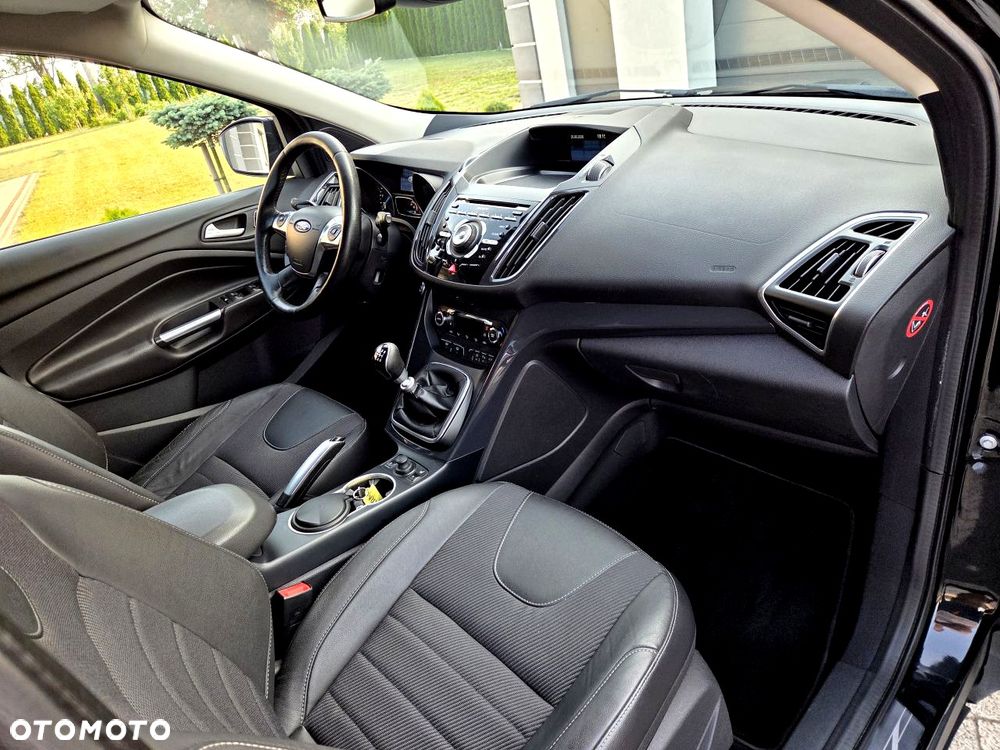 Ford Kuga - 18
