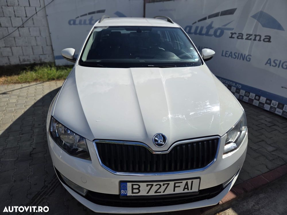 Skoda Octavia 1.6 TDI DSG Style - 16