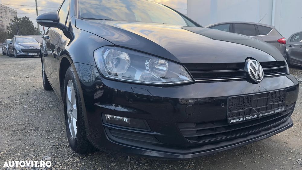 Volkswagen Golf - 13
