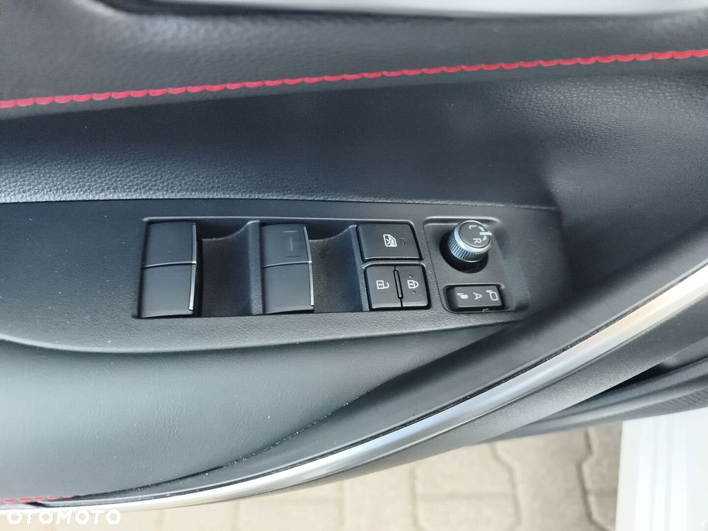 Toyota Corolla 1.8 Hybrid GR Sport - 22