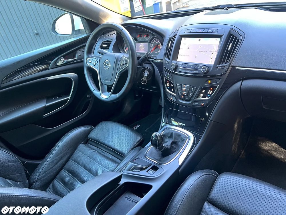 Opel Insignia - 31