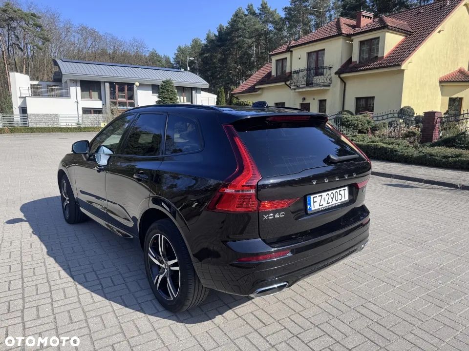 Volvo XC 60 D4 R-Design - 6