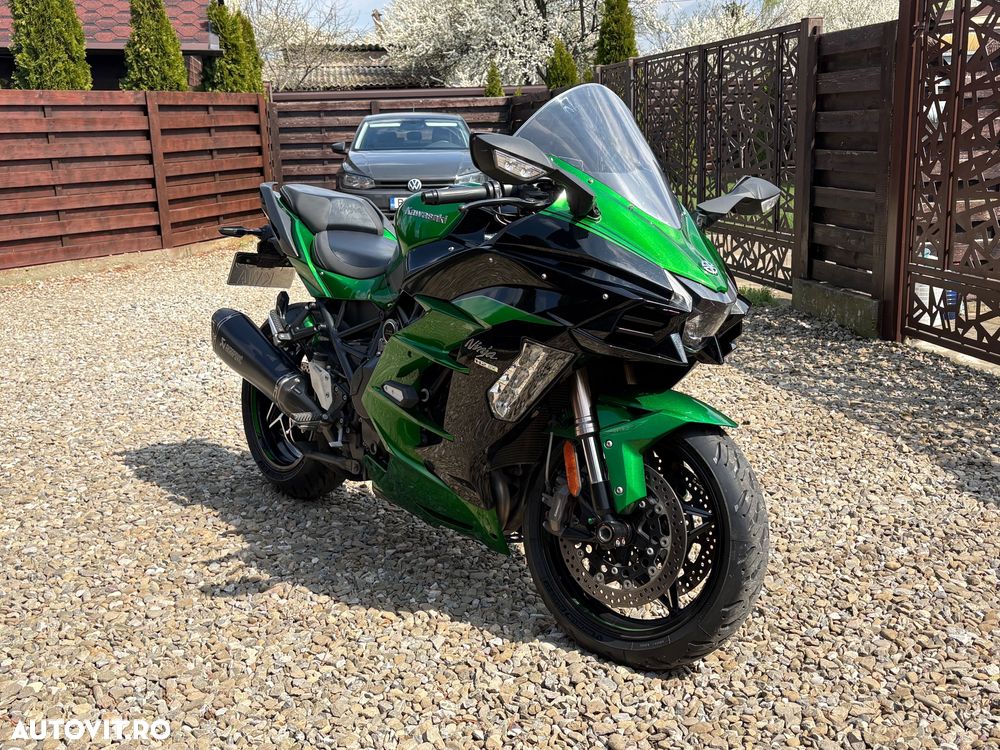 Kawasaki Ninja H2 SX SE - 12