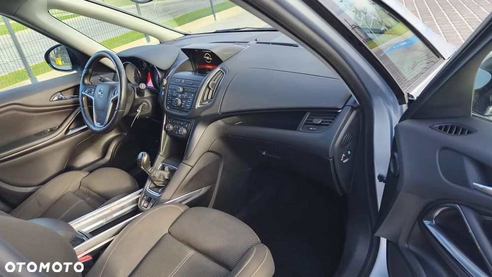 Opel Zafira Tourer 2.0 CDTI ecoFLEX Start/Stop Business Innovation - 9