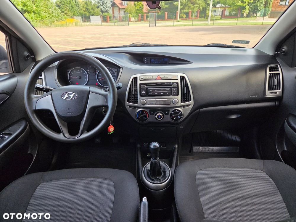 Hyundai i20 - 10