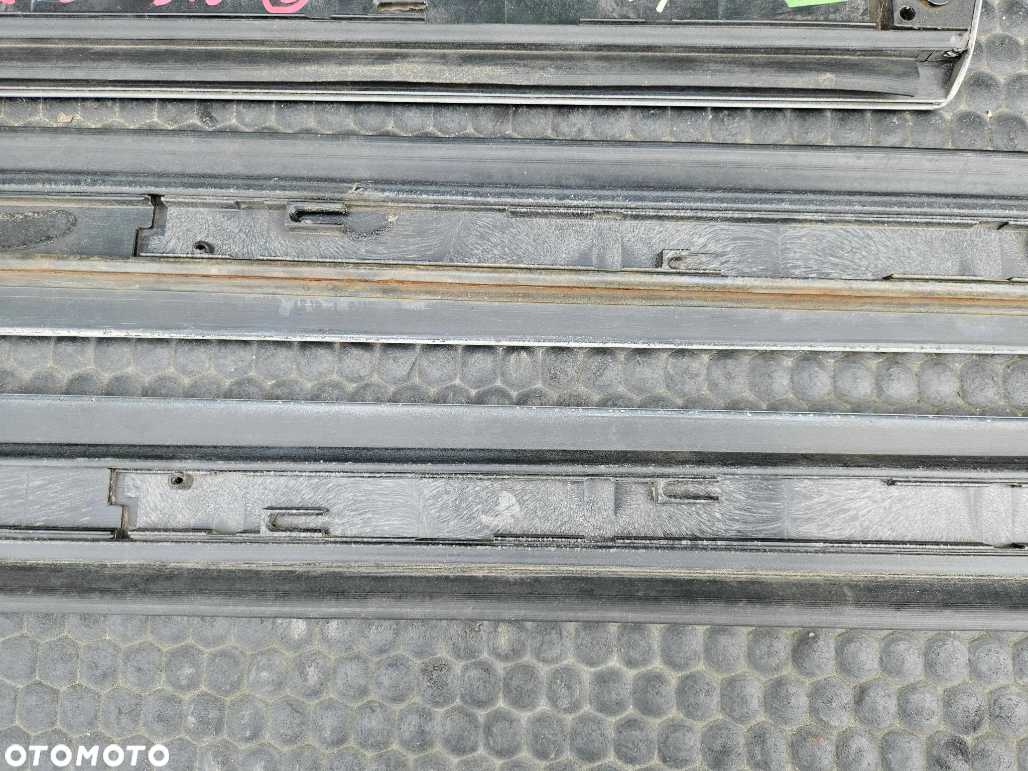 Listwa Listwy Drzwi Srebrne LY7W Dolne Komplet Audi A6 C6 Sedan Kombi Oryginalne - 27