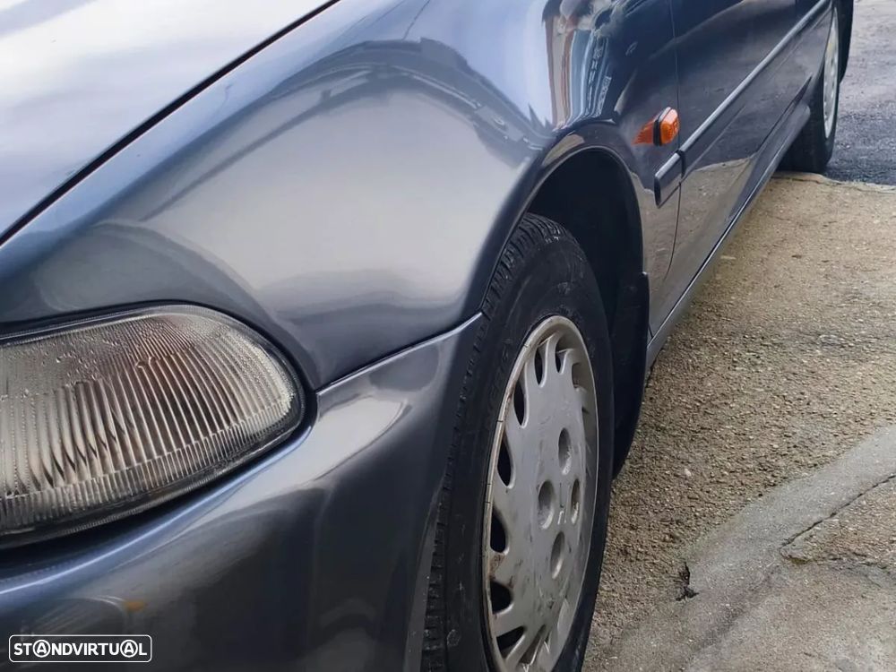 Honda Civic 1.5 LSi 16 V - 2