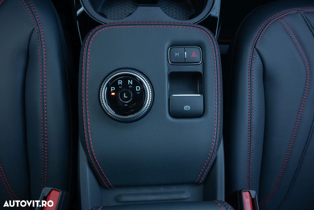 Ford Mustang Mach-E - 27