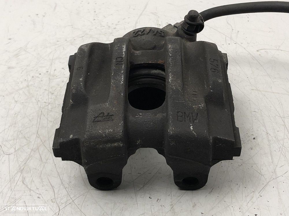 Pinças de travão Frente/Dto Usado BMW 3 (E90) 320 d | 12.04 - 12.11 - 2