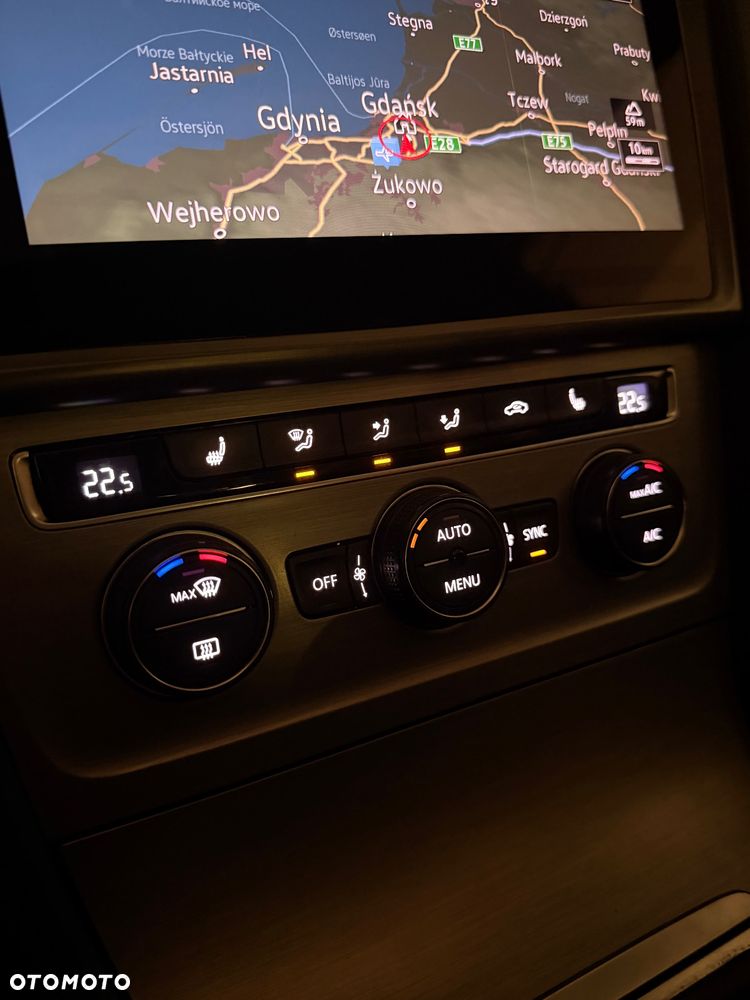 Volkswagen Golf - 27