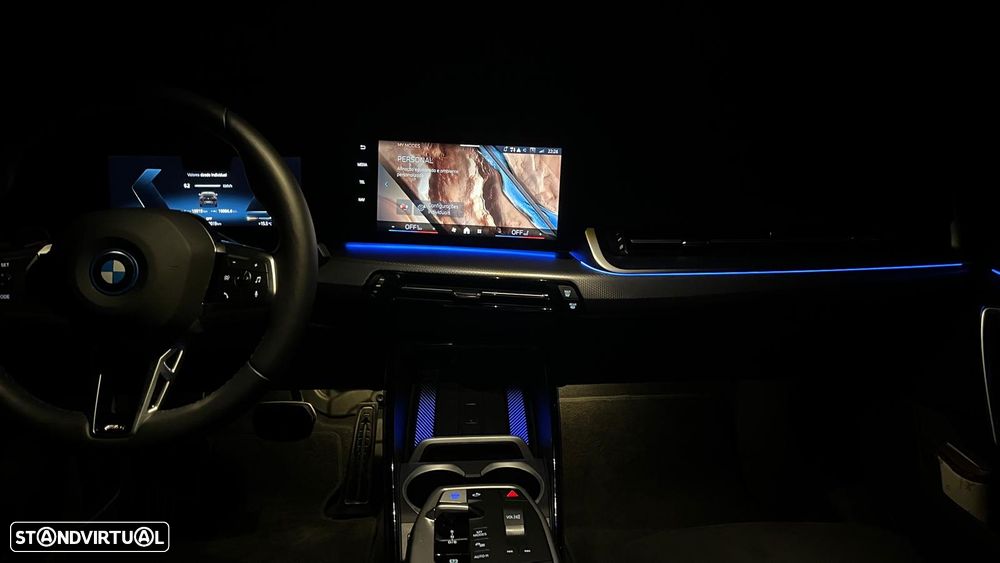 BMW iX2 eDrive20 Pack Desportivo M Pro - 50
