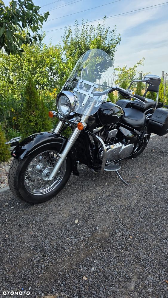 Suzuki Intruder - 8