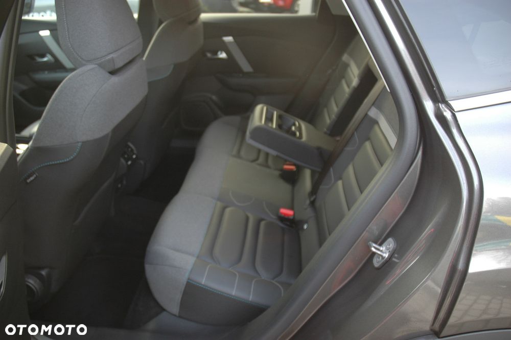 Citroën C4X ver-hybrid-136---dsc6-max - 12