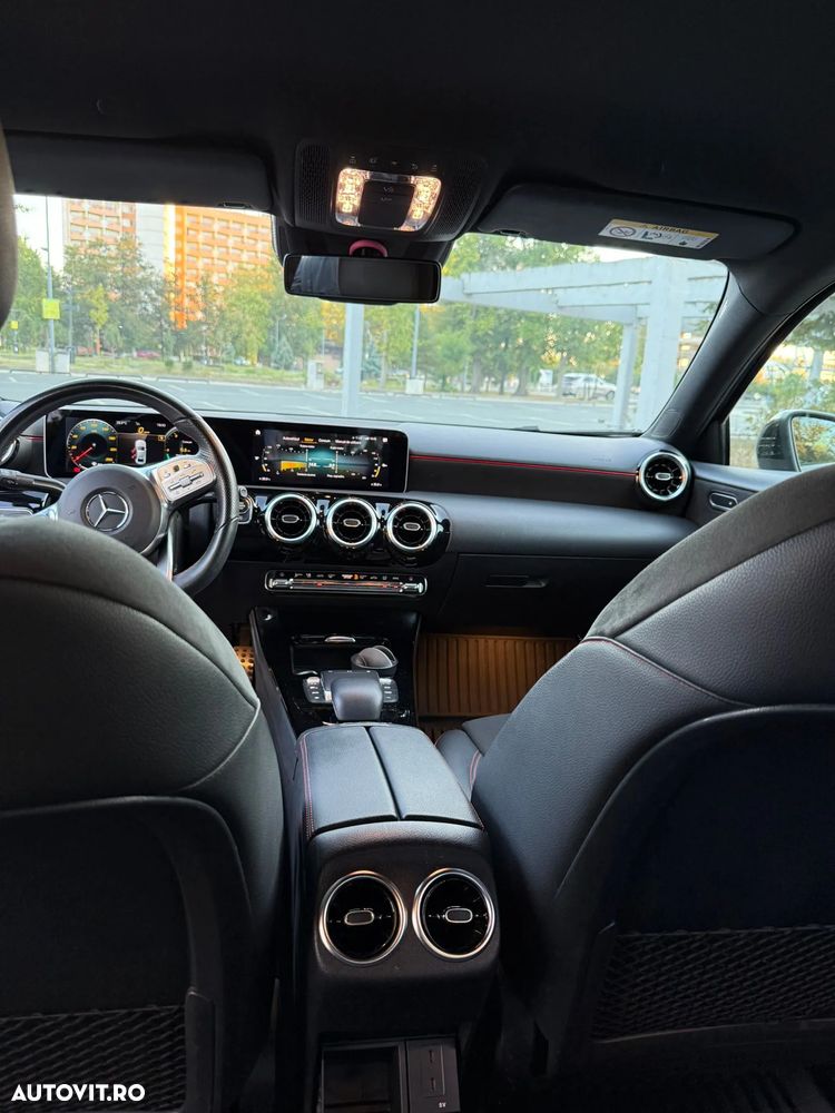 Mercedes-Benz A ver-180-d-7g--dct-amg-line - 17