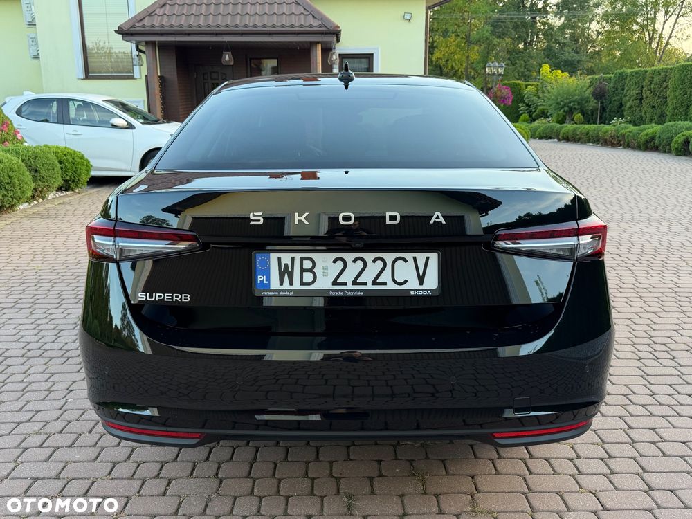 Skoda Superb 1.5 TSI mHEV Selection DSG - 4