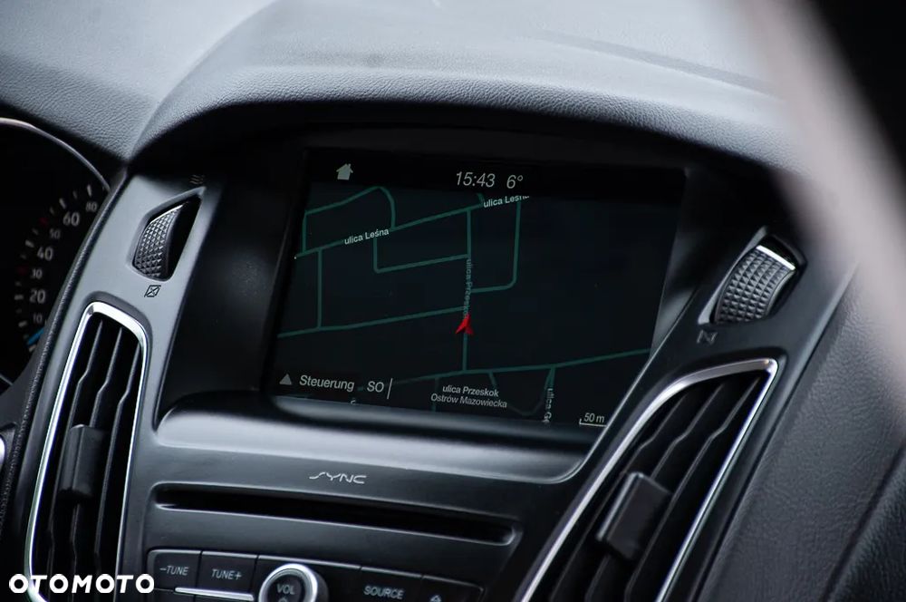 Ford Focus 1.5 EcoBoost Titanium Business - 19