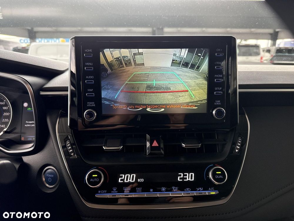 Toyota Corolla 1.8 Hybrid Comfort - 18