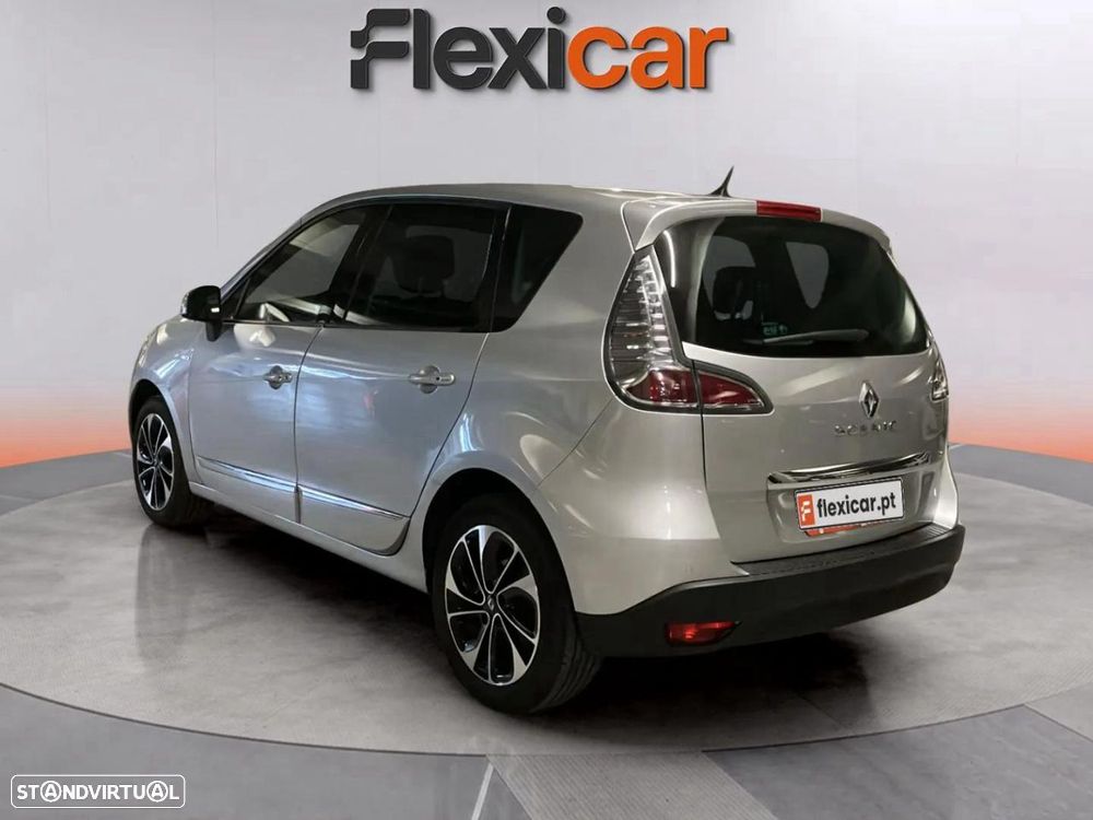 Renault Scénic - 5